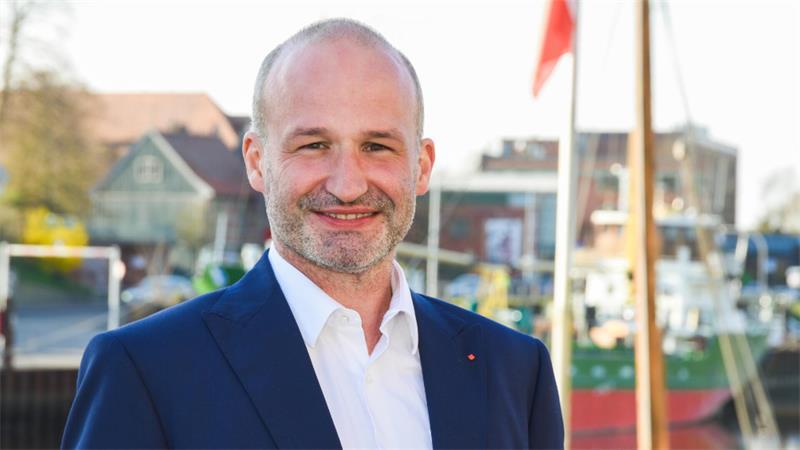 Leser reden mit: Das ist das TAGEBLATT-Programm zur Kommunalwahl 2026 Kai Koeser, hier am Stadthafen, will für die SPD Bürgermeister von Stade werden.
