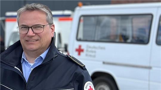 Kai Schulz, ehrenamtlicher Katastrophenschutz-Beauftragter des Deutschen Roten Kreuzes (DRK), wird im Frühjahr 2026 neuer Geschäftsführer des DRK-Kreisverbands Stade.