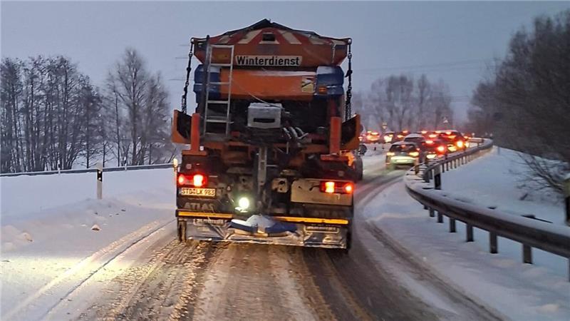 Kalt und glatt bleibt es auch am Montag im Landkreis Stade.