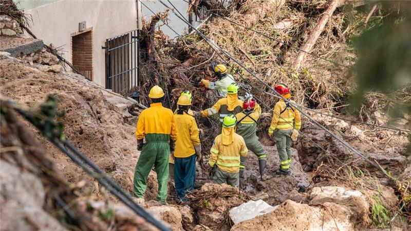 „Spanien weint“: Fast 100 Tote bei „Jahrhundert-Unwetter“ „Kalter Tropfen“ wird ein Wetterphänomen genannt, das vor allem in der spanischen Mittelmeerregion in den Monaten September und Oktober häufig auftritt.