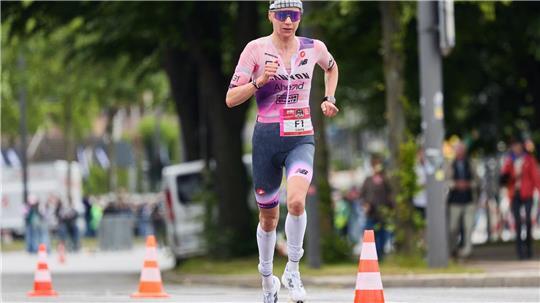 Kam als Zweite bei der Ironman-EM in Hamburg an: Laura Philipp.  