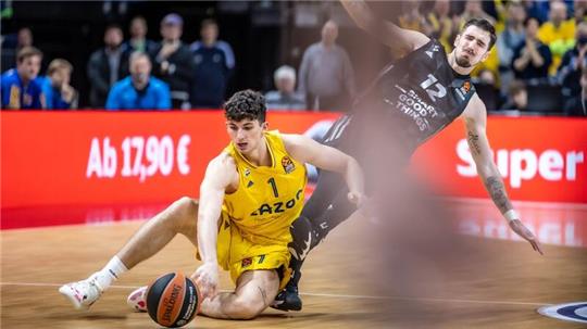Kam gegen Belgrad auf 17 Punkte für Alba Berlin: Gabriele Procida (l).