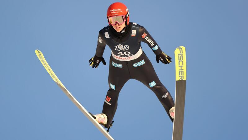 Schmid nach Aufholjagd Dritte beim Heimspringen in Willingen Kam in Willingen auf 119,5 und 130 Meter: Katharina Schmid.