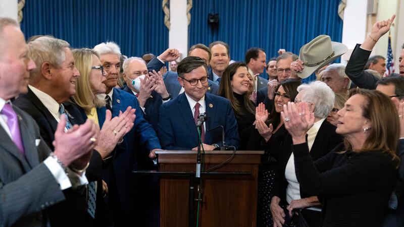 Neuer Kandidat für Chefposten im US-Parlament nominiert Kandidat Nummer vier: Der Jurist und frühere Radiomoderator Mike Johnson.
