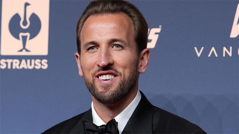 „Wow!“: Bayerns Harry Kane gewinnt den Ballon d’Or Kane führte seine englische Nationalmannschaft bei der WM auf den dritten Platz.