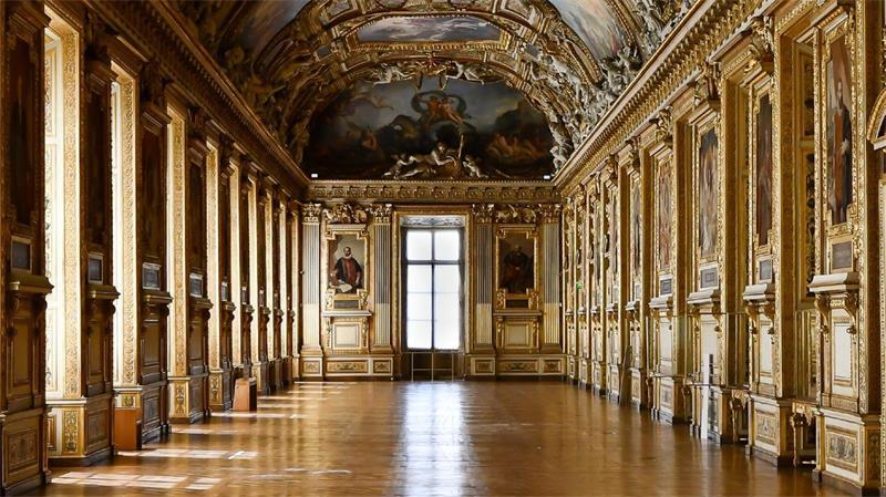 Der Louvre-Coup: Ein Jahr später bleibt die Leere Kann der Prunksaal vergessen machen, was hier vor einem Jahr geschah?