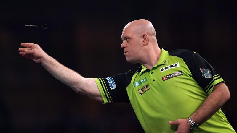 Keine Lust aufs IOC: Darts-Boss schimpft massiv auf Olympia Kann sich Darts bei Olympia vorstellen: Michael van Gerwen.