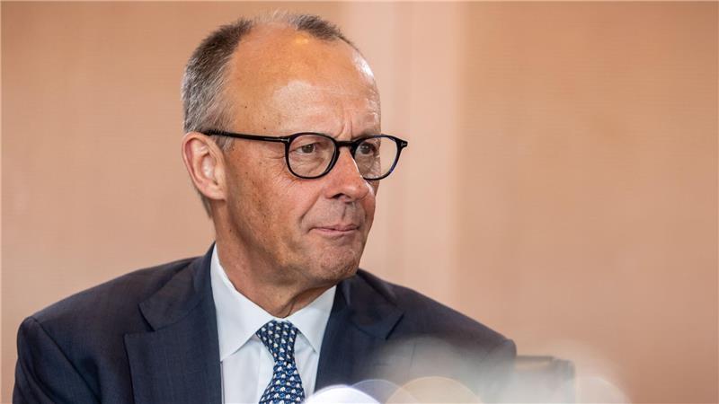 Merz unter Druck – Union tuschelt über „Reservekanzler“ Wüst Kanzler Friedrich Merz steht wegen stockender Reformen unter Druck.