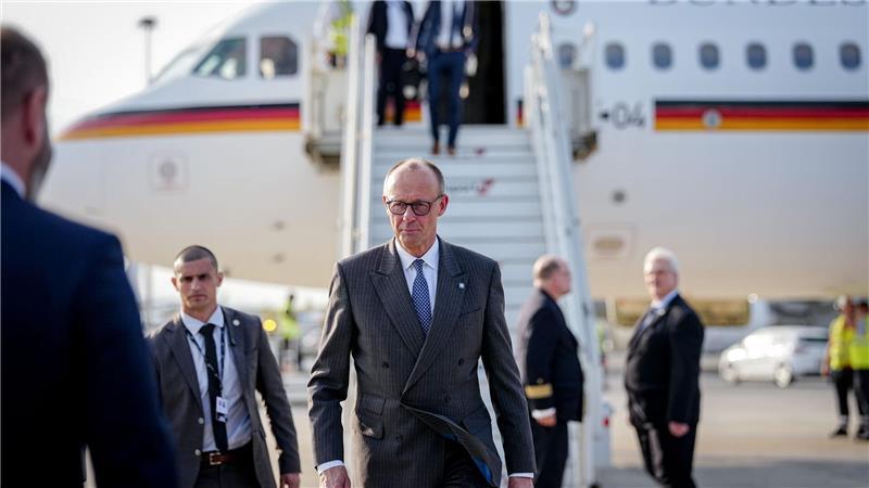 Kanzler Merz kommt am Rande des EU-Gipfels am Freitag auch zu einem bilateralen Gespräch mit Frankreichs Präsident Emmanuel Macron zusammen.