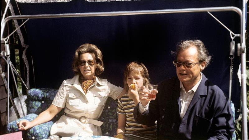 Kanzler mit Familie: Bundeskanzler Willy Brandt mit Ehefrau Rut und Sohn Matthias im Sommerurlaub (Archivbild).
