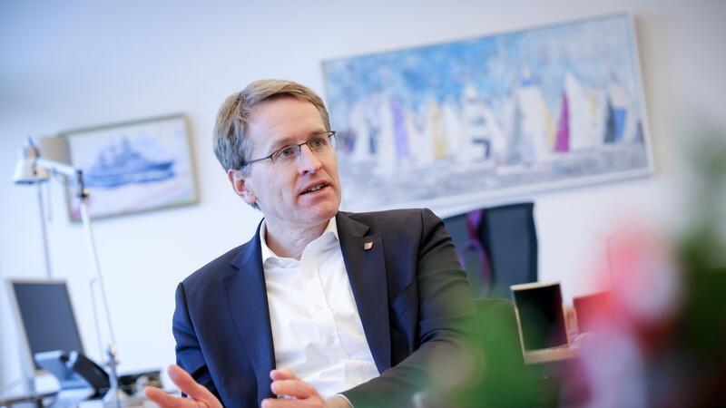 Günther: Habe Vertrag mit Schleswig-Holsteinern bis 2027 Kanzlerkandidat der Union? Schleswig-Holsteins Ministerpräsident Daniel Günther will bis 2027 weiter das nördlichste Bundesland regieren (Archivbild).