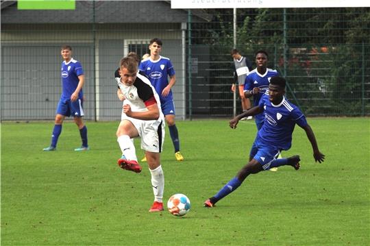 Kapitän Noah Weigand (links) überzeugte mit klugem Auftreten. Foto: Krause