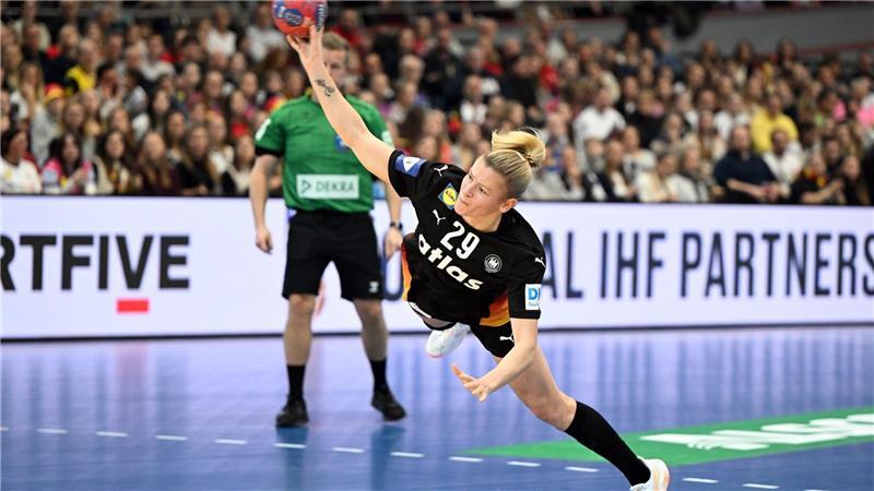 Kapitänin Antje Döll ist bislang die erfolgreichste Werferin im DHB-Team.