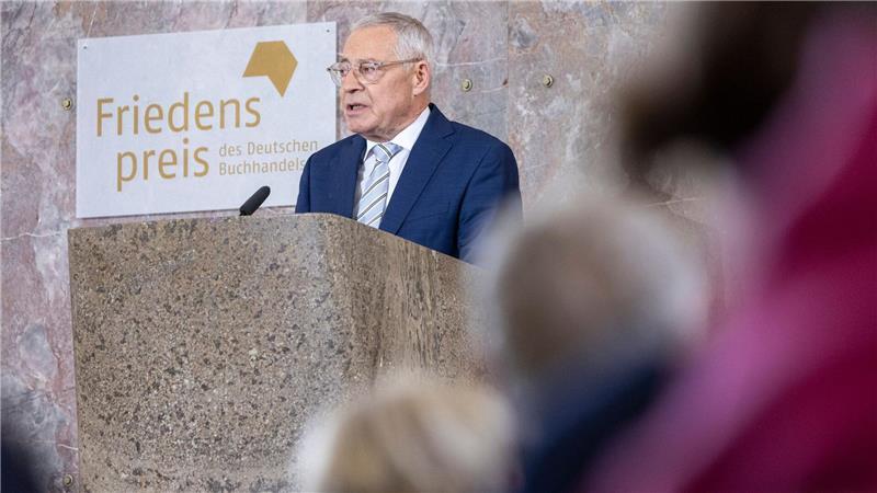 Friedenspreisträger: Annäherung an Putin ebnet Weg zum Krieg Karl Schlögel: „Neue Weltunordnung“.