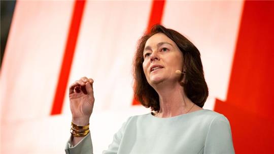 Katarina Barley beim traditionellen Neujahrsempfang der SPD-Fraktion im Festsaal des Hamburger Rathauses.