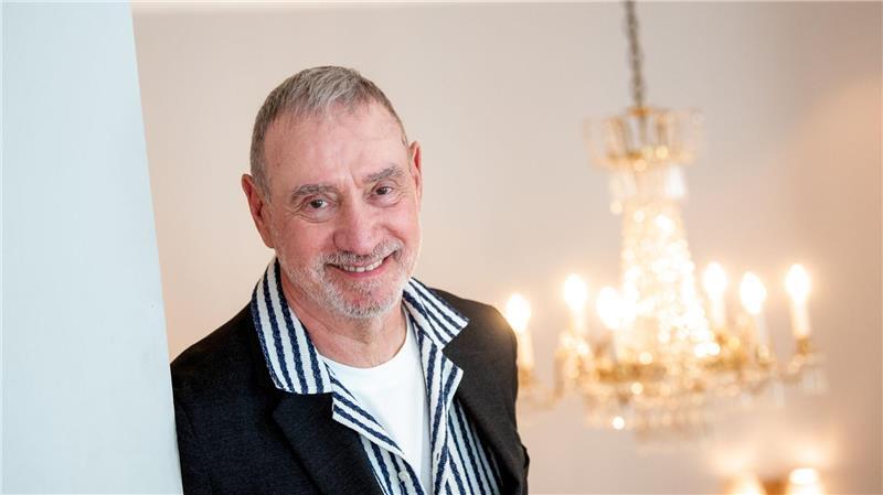 Katastrophenfilme haben ihn groß gemacht - Blockbuster-Regisseur Roland Emmerich. 