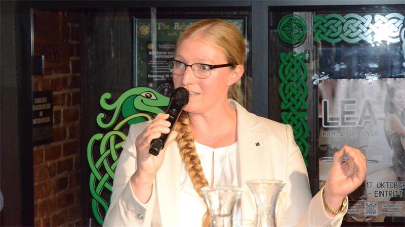 Katharina Mewes.