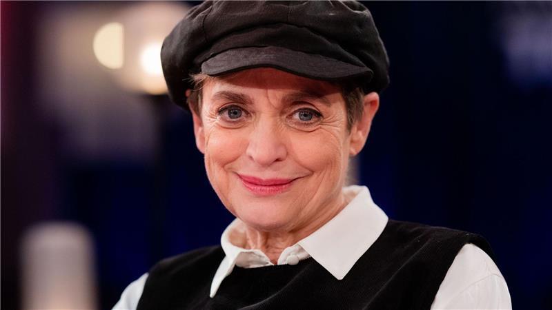 „Miss Merkel“ ermittelt auf Kreuzfahrtschiff Katharina Thalbach wird wieder zu „Miss Merkel“. (Archivbild)