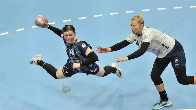 BSV im Pokal-Viertelfinale: Diese Fußballikone fungiert als Losfee Kaum zu stoppen: Anika Hampel auf dem Weg zum nächsten Treffer.