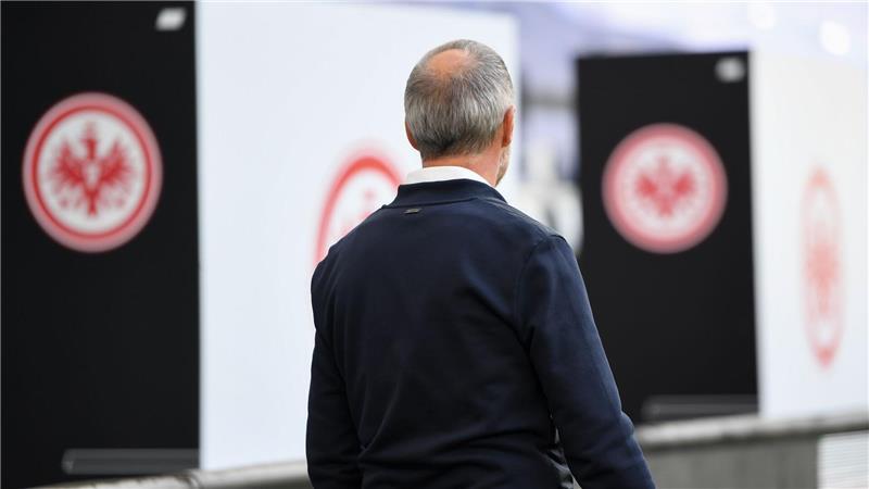 Hütter-Comeback als Eintracht-Trainer perfekt Kehrte der Eintracht 2021 freiwillig den Rücken: Adi Hütter. (Archivbild)