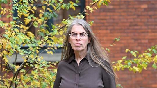 Kerstin Krebs lebt seit ihrer Kindheit mit den Folgen sexualisierter Übergriffe in der Evangelisch-lutherischen Landeskirche Hannovers.