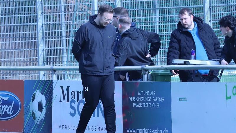 Kevin Jahns hat beim TuS Harsefeld III als Trainer aufgehört.