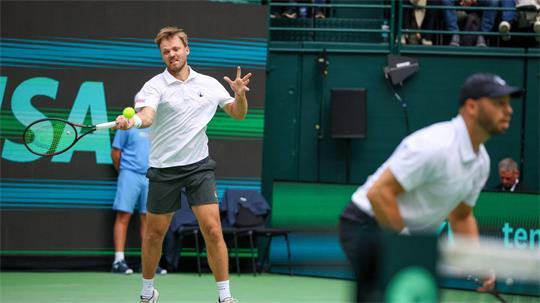 Kevin Krawietz und Tim Pütz haben Deutschland im Davis Cup in Führung gebracht.