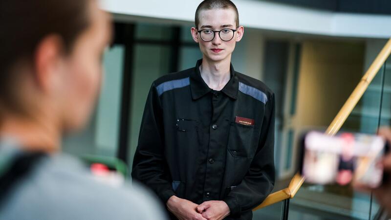 Aus Russland befreiter Kevin Lick will Abitur nachmachen Kevin Lick war einer von fünf Männern mit deutscher Staatsangehörigkeit, die im Rahmen des großen Gefangenenaustausches des Westens mit Russland freikamen.