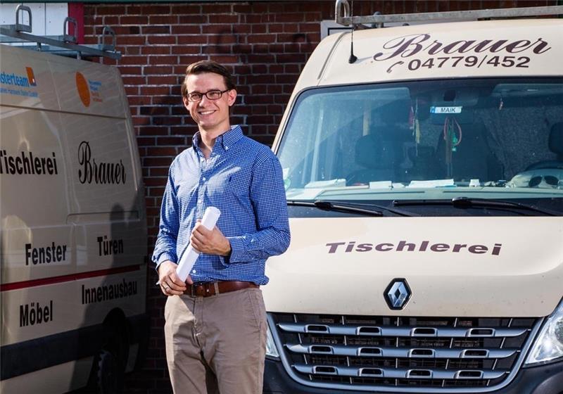 Kevin Stern, Geschäftsführer der Tischlerei Brauer in Freiburg, hat davon profitiert, dass die Leute es sich zu Hause schön machen wollen. Foto: Tischlerei Brauer