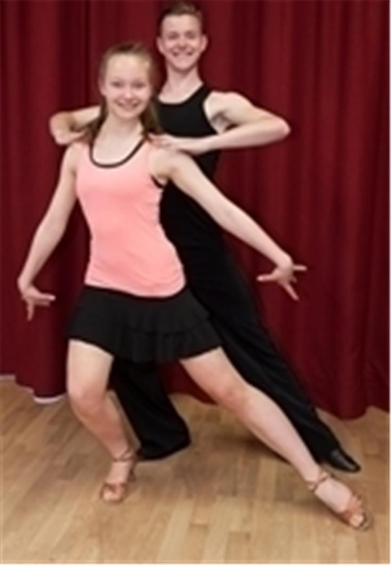 Kiara Mund und Arian Ohrenberg sind ein Jahr dabei. Foto Wetekam