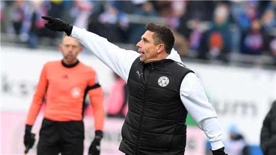 Kiels Trainer Marcel Rapp. 