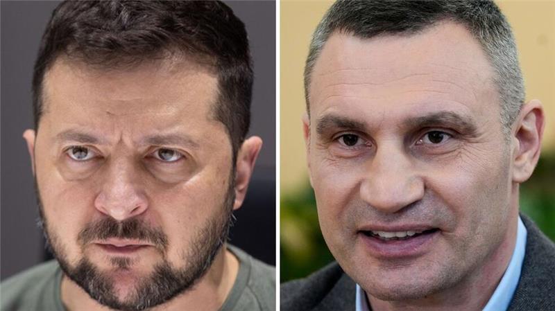 Kiews Bürgermeister Klitschko (r) beklagt eine Einmischung in seine Amtsgeschäfte durch den neuen von Selenskyj eingesetzten Militärgouverneur der Stadt. (Archivbild)