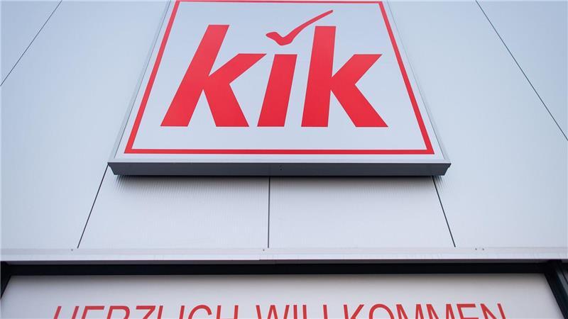 Textildiscounter Kik will unrentable Filialen schließen Kik betreibt in 14 Ländern rund 4.200 Filialen. Die meisten arbeiten profitabel, sagt das Unternehmen. Die unrentablen sollen geschlossen werden. (Symbolbild)