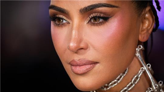 Kim Kardashian hat auf Instagram ein 20-teiliges Foto- und Videoalbum mit Eindrücken der vergangenen Wochen geteilt. (Archivbild)