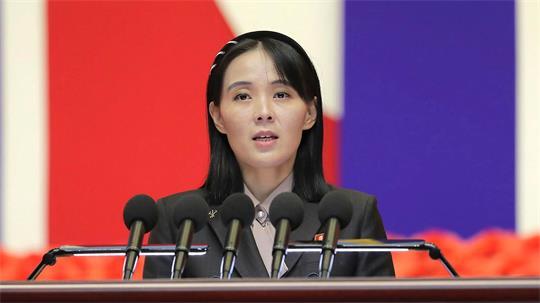 Kim Yo Jong, Schwester des nordkoreanischen Machthabers Kim Jong Un, hat die reduzierten Militärübungen der US-südkoreanischen Streitkräfte scharf kritisiert. (Archivbild)