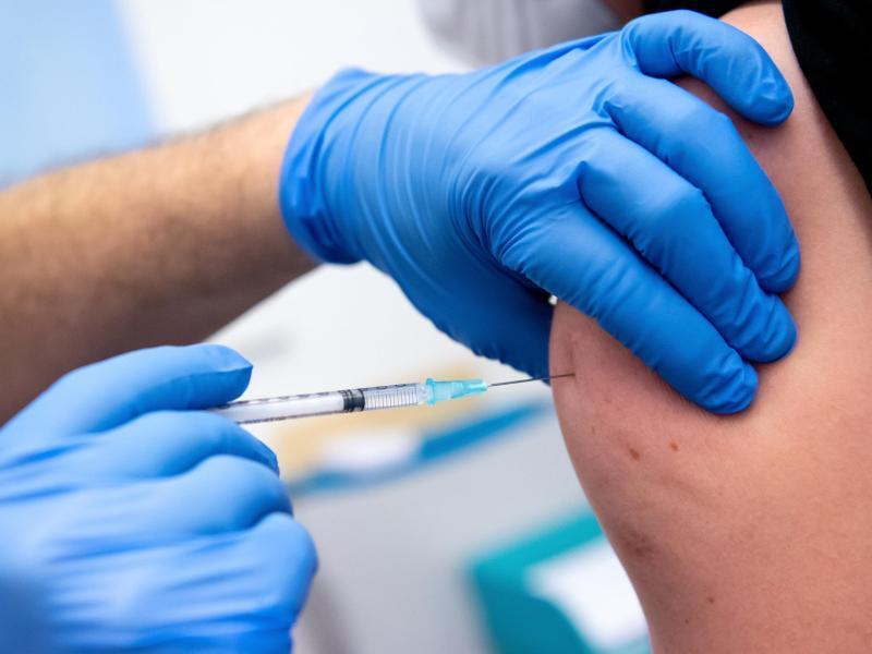 Kinder ab 12 Jahren dürfen in Deutschland gegen das Coronavirus geimpft werden. Foto: Sven Hoppe/dpa/Archivbild