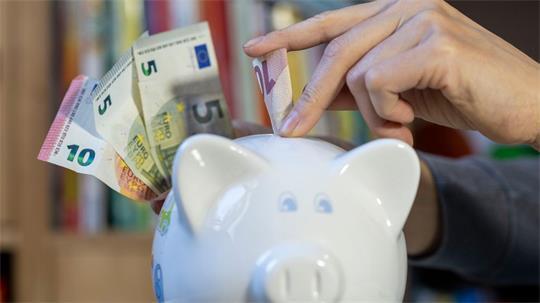 Kinder sollen künftig Geld vom Staat bekommen, um Vermögen fürs Alter aufzubauen. (Illustration)
