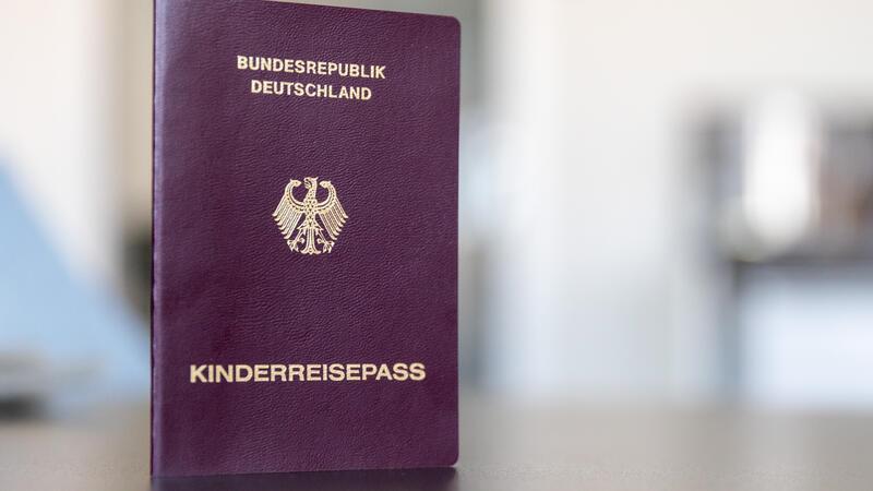 Kinderreisepässe werden nur noch bis 31. Dezember dieses Jahres ausgestellt.