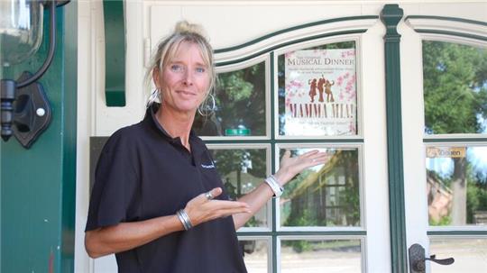 Kirsten Quell freut sich schon auf das Musical-Dinner Mamma Mia im Eichenhof.