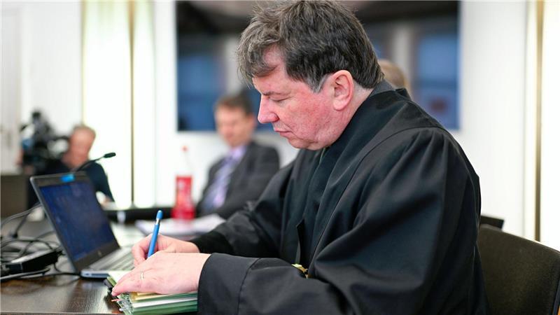 Kläger wollen wegen angeblich verzerrter Berichterstattung keinen Rundfunkbetrag zahlen.