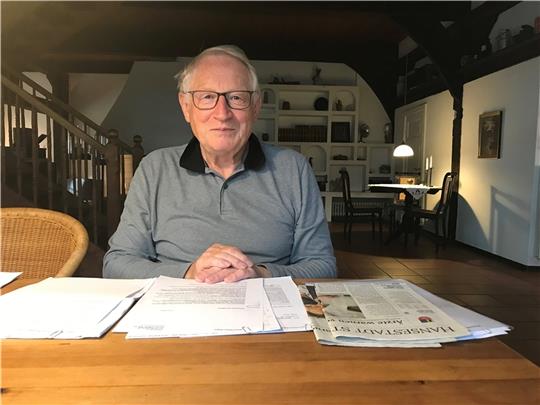 Klaus-Dieter Hagen sucht seit Monaten vergeblich einen neuen Hausarzt, nachdem die Praxis seines bisherigen Arztes geschlossen wurde. Foto: Helfferich