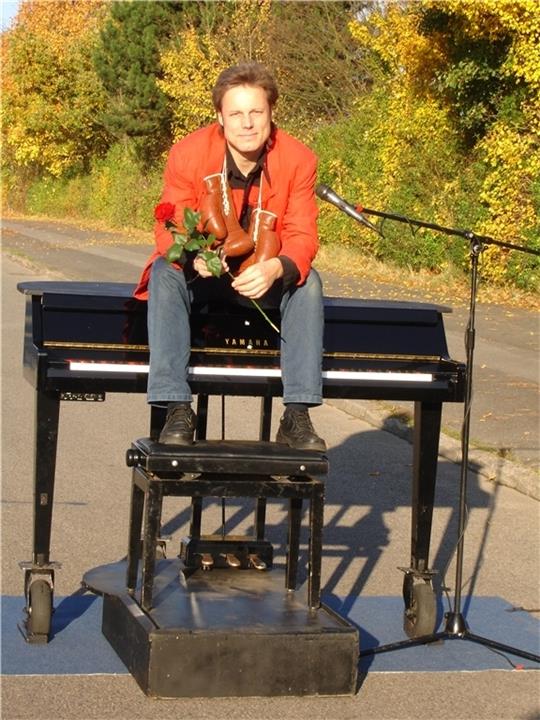 Klaus Porath ist der „Piano Man“.