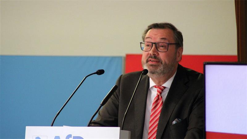 Klaus Wichmann geht als Spitzenkandidat für die AfD in den Landtagswahlkampf in Niedersachsen.