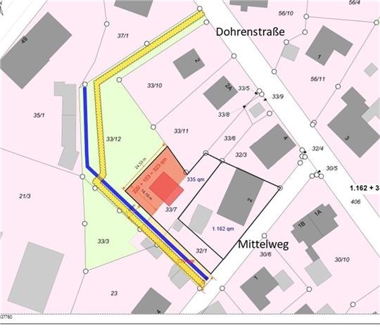 Kleiner Park in zweiter Reihe: Durch einen Grundstückstausch (rot) könnte der Hummelbeck (blau) wieder geöffnet und ein Weg (gelb) über die öffentliche Grünfläche (grün) geschaffen werden.