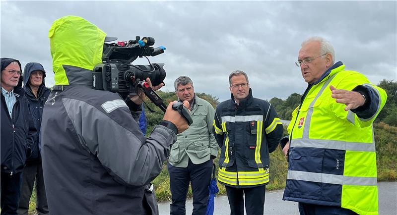 Nutria-Invasion an der Niederelbe: Drohnen sollen die Nager aufspüren Klimadeich und Nutria: Themen der Jahrestagung der Europäischen Union der Wasserwirtschaftsverbände (EUWMA), die für Medieninteresse sorgen.