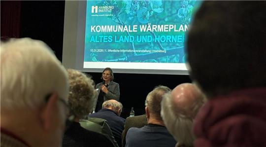 Klimaschutzmanagerin Judith Sievers koordiniert die Wärmeplanung für Horneburg, Jork und Lühe.