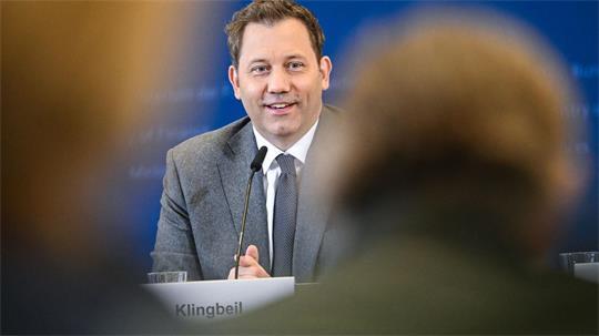 Klingbeil hat schlechte Nachrichten für die Union. 