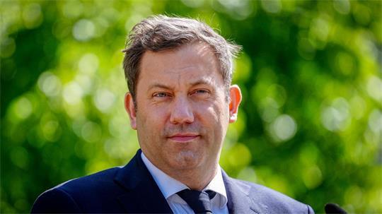 Klingbeil reagiert auf Kritik an seinem Steuerentwurf. (Archivbild)