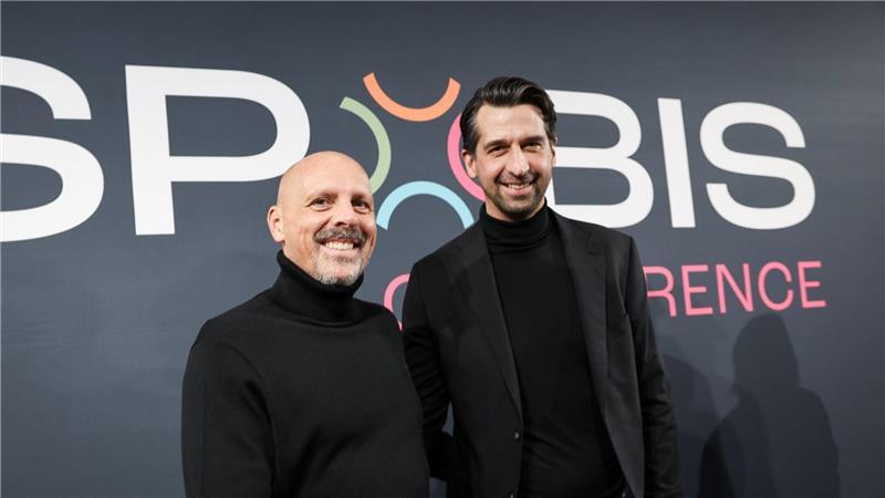 Klopp-Berater Marc Kosicke (l), Geschäftsführer projektFive, und Jonas Boldt arbeiten künftig eng zusammen.   