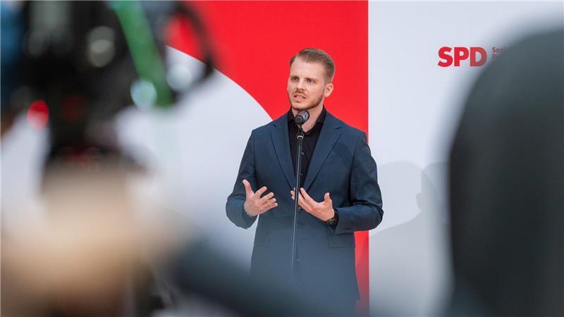 Klüssendorf soll ab sofort mit seiner Arbeit beginnen. 